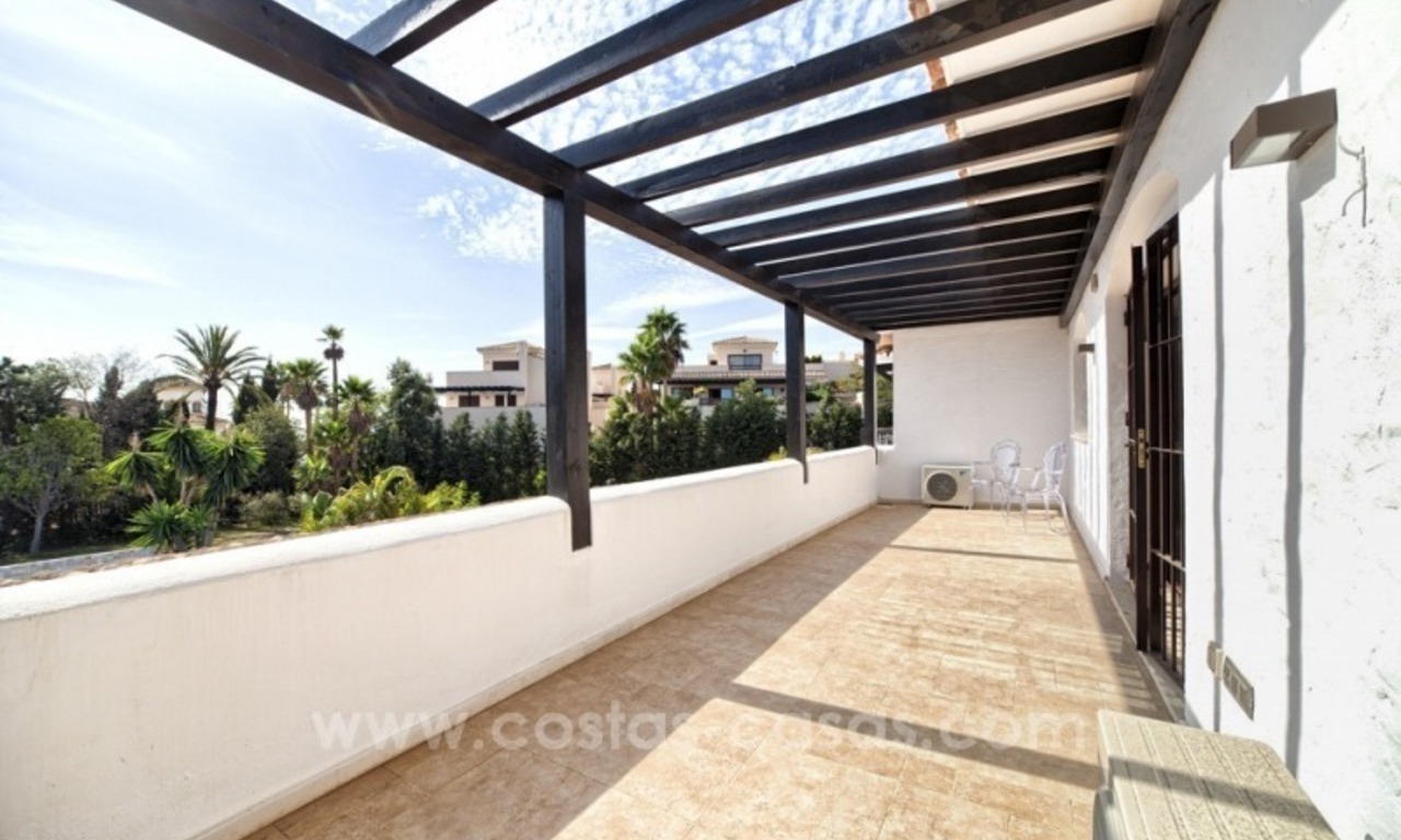 Villa te koop in een moderne andalusische stijl in Nueva Andalucia te Marbella 22