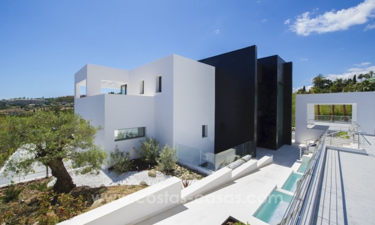 Nieuwe Moderne Design Villa te koop in Nueva Andalucia, Marbella 8