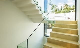 Nieuwe Moderne Design Villa te koop in Nueva Andalucia, Marbella 24