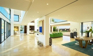 Nieuwe ultra moderne villa te koop op de Golden Mile in Sierra Blanca te Marbella 9