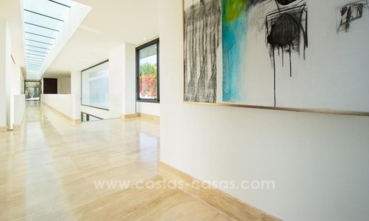 Nieuwe ultra moderne villa te koop op de Golden Mile in Sierra Blanca te Marbella 13
