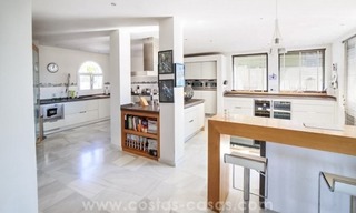 Designer golf villa te koop in Nueva Andalucia, Marbella 16