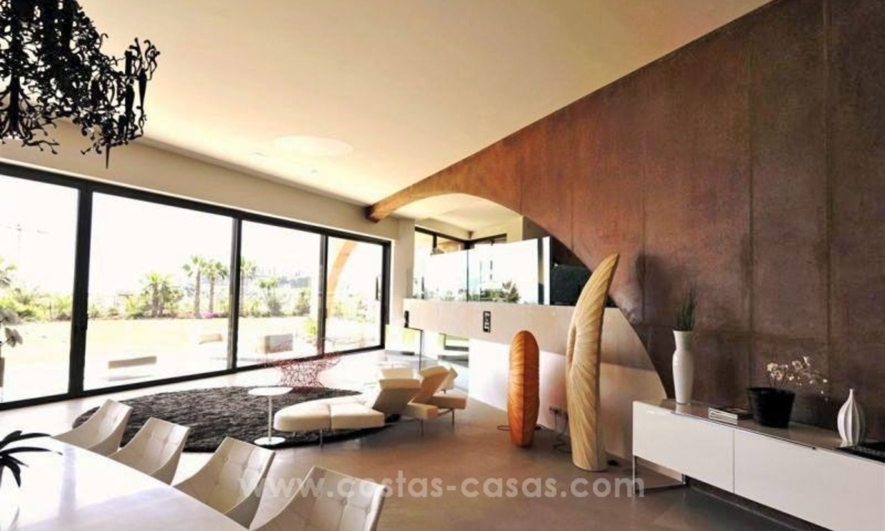 Ultra moderne design villa te koop in Benahavis – Marbella 16