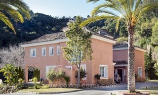 Luxe villa te koop in Marbella – Benahavis: El Madroñal landgoed met zeezicht 9
