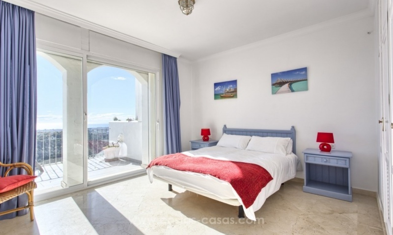 Ruim 4-slaapkamer penthouse appartement te koop met zeezicht in Benahavis – Marbella 15