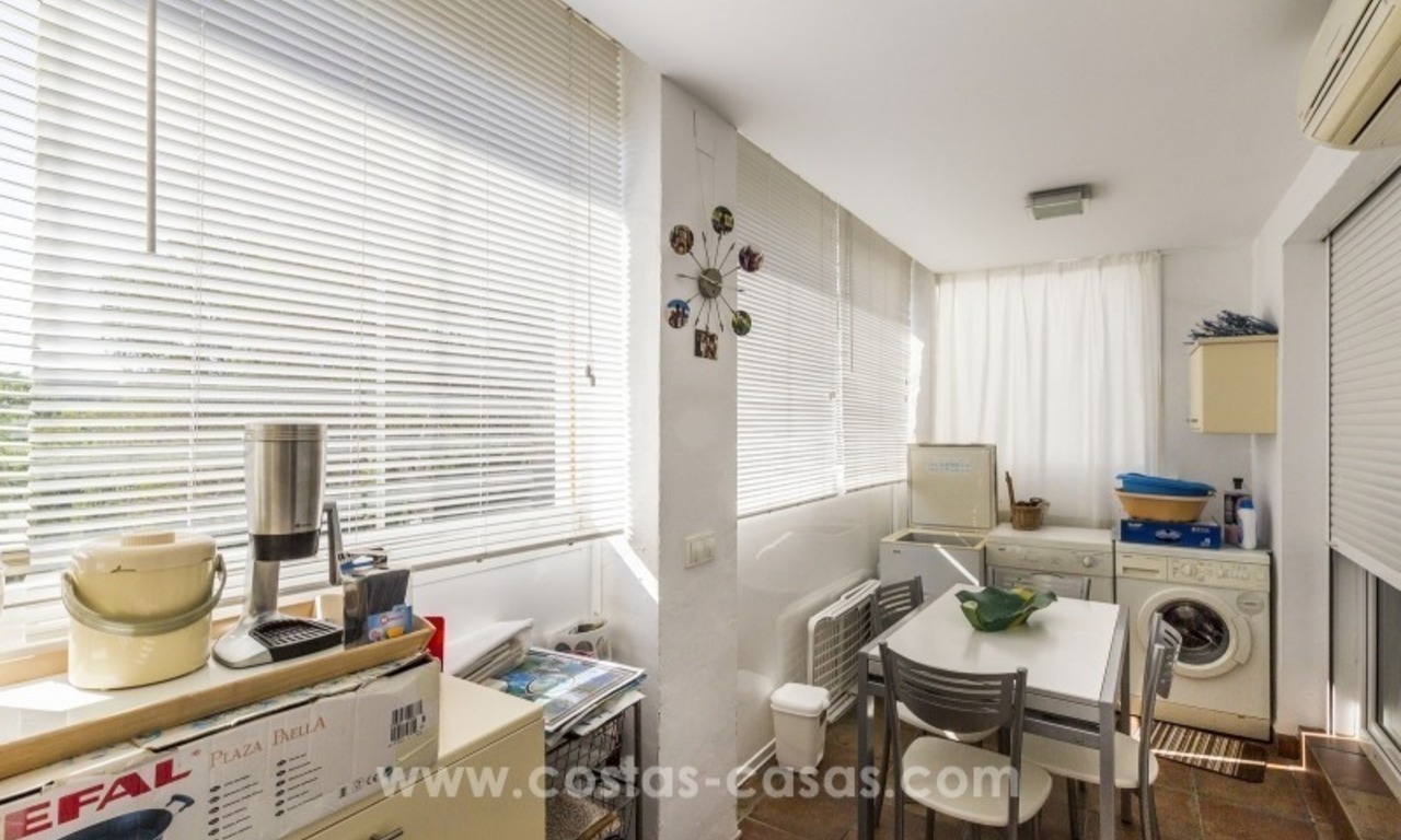 Te koop Marbella, Golden Mile: eerstelijn strand, 5-slaapkamer penthouse appartement 21