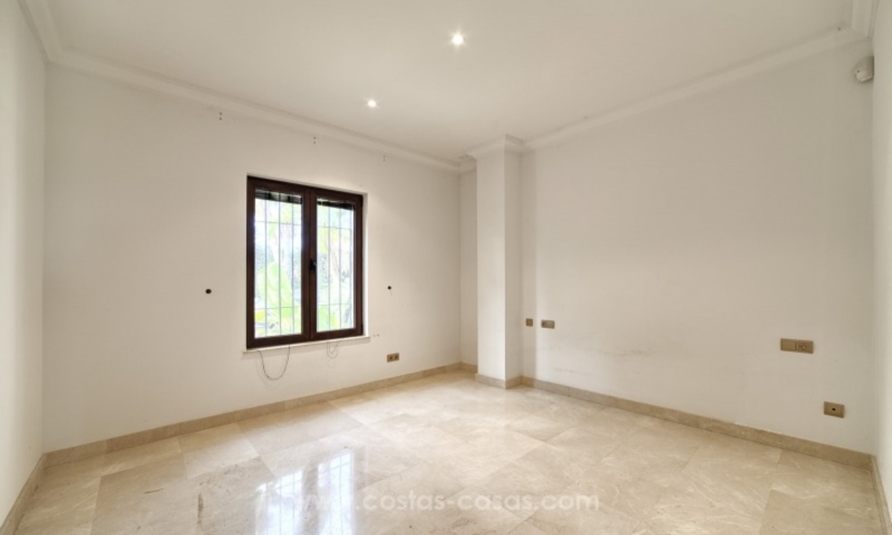 Luxe Villa met panoramisch zeezicht te koop, New Golden Mile, Marbella – Estepona 17