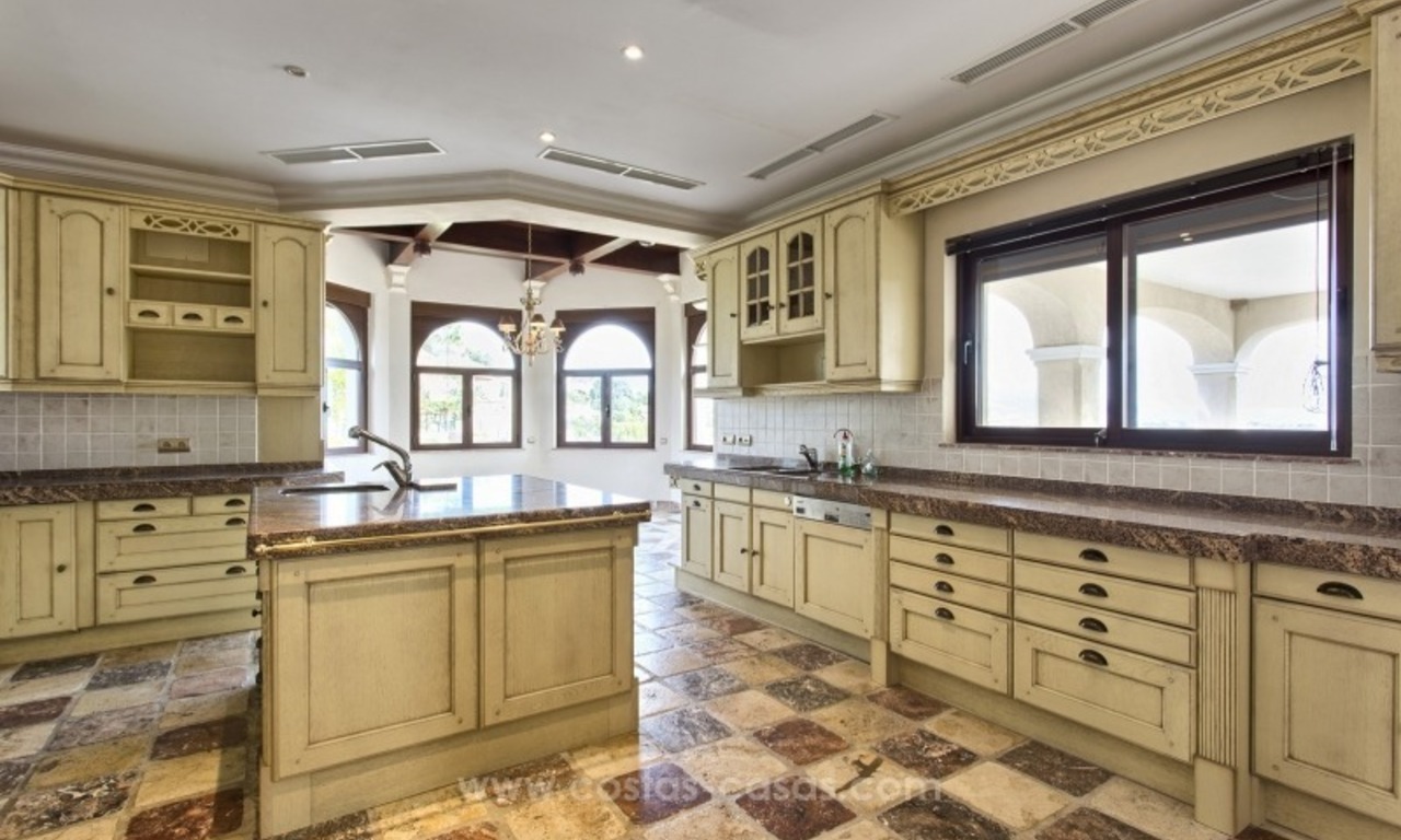 Luxe Villa met panoramisch zeezicht te koop, New Golden Mile, Marbella – Estepona 14