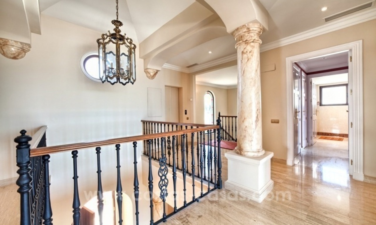 Luxe Villa met panoramisch zeezicht te koop, New Golden Mile, Marbella – Estepona 22