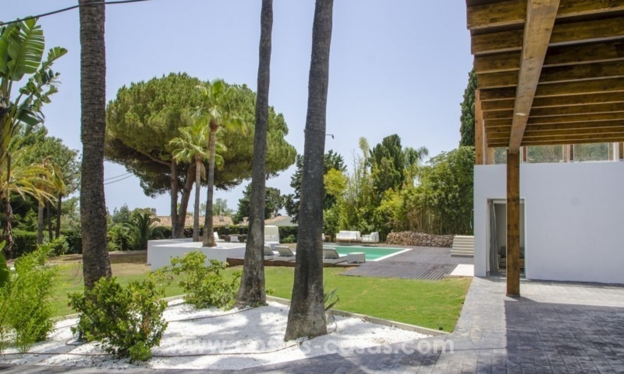 Gerenoveerde Moderne Villa te koop op de Golden Mile in Marbella 7