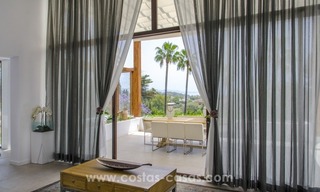 Gerenoveerde Moderne Villa te koop op de Golden Mile in Marbella 17