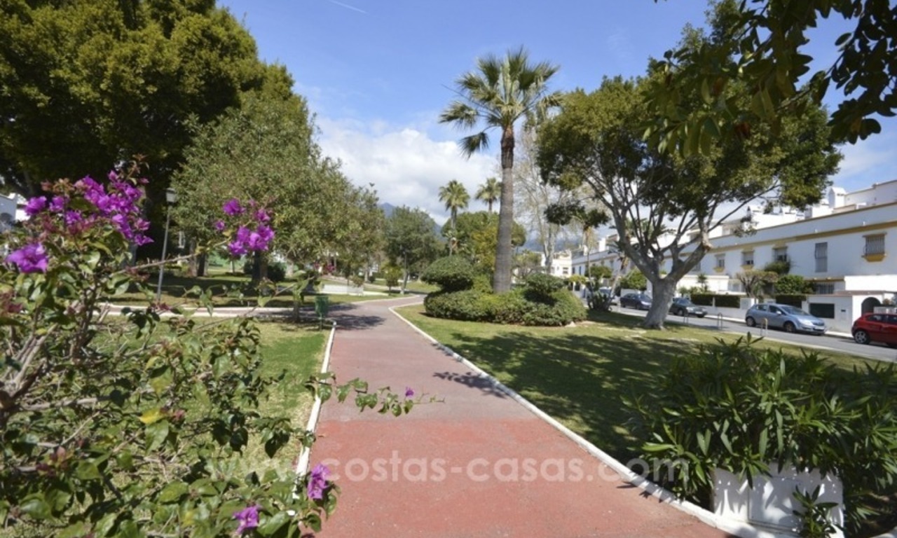 Beachside townhouse te koop op de Golden Mile in Marbella 10
