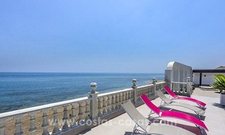 Eerstelijn strand luxe villa te koop in Mijas-Costa aan de Costa del Sol 1