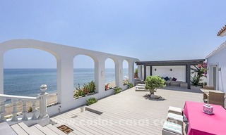 Eerstelijn strand luxe villa te koop in Mijas-Costa aan de Costa del Sol 2