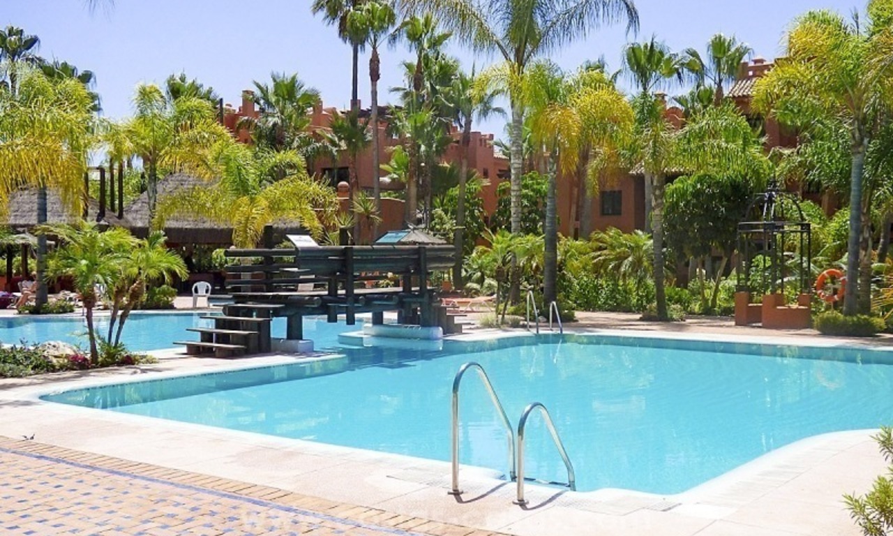 Luxe appartement te koop vlakbij Puerto banus in Nueva Andalucia te Marbella 19