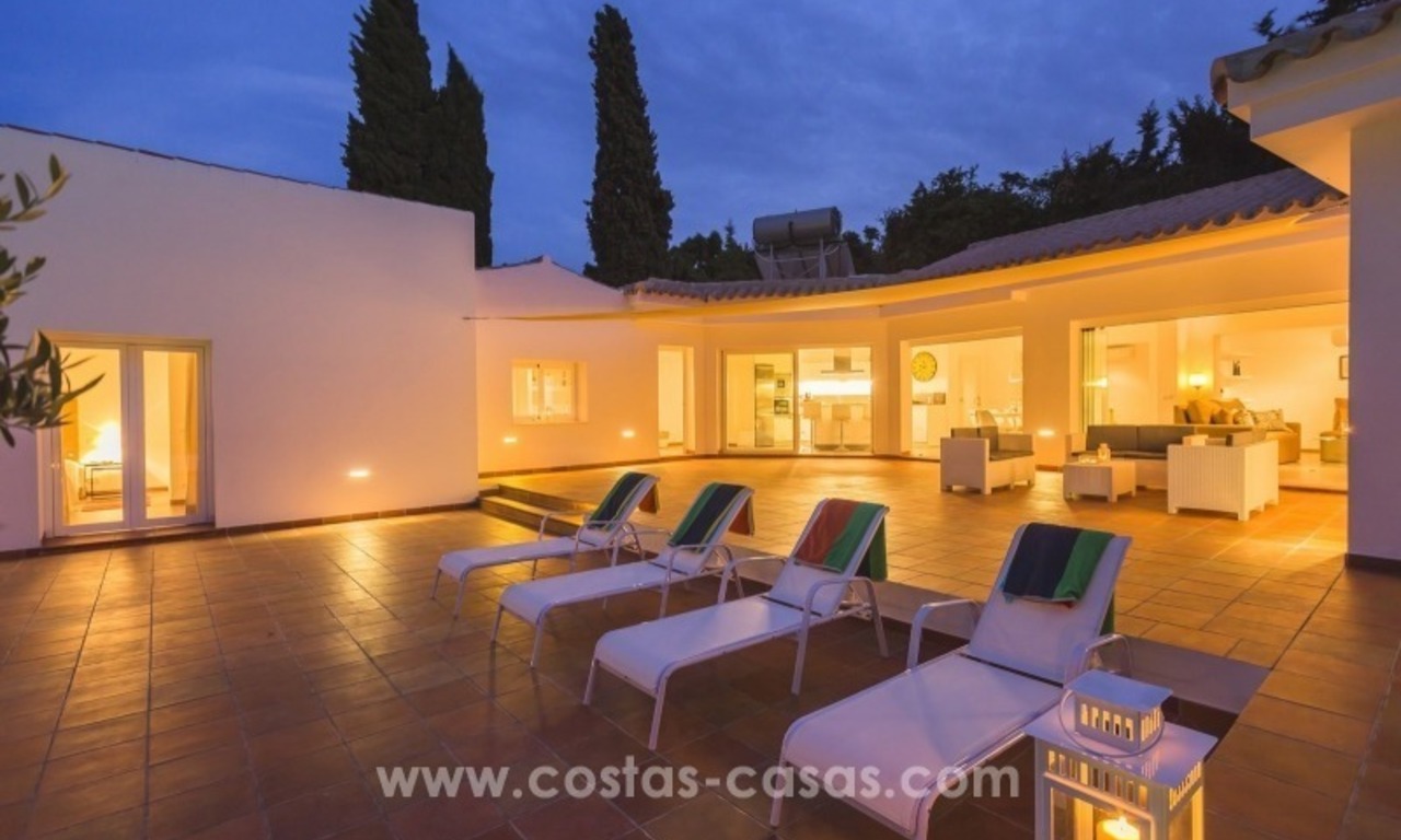 Private gerenoveerde villa te koop op de New Golden Mile tussen Marbella en Estepona 11