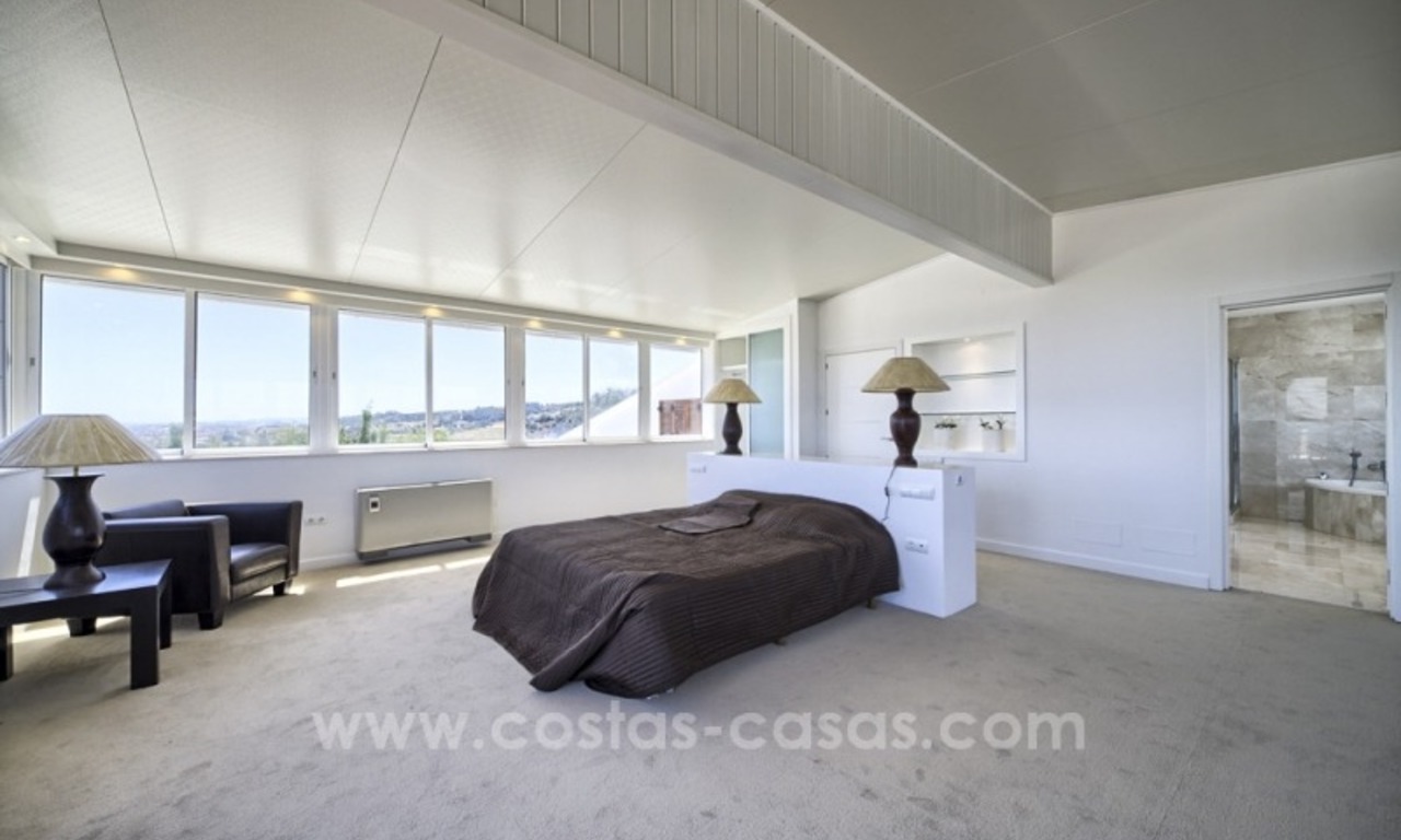 Moderne gerenoveerde villa te koop, New Golden Mile, Marbella – Estepona 17