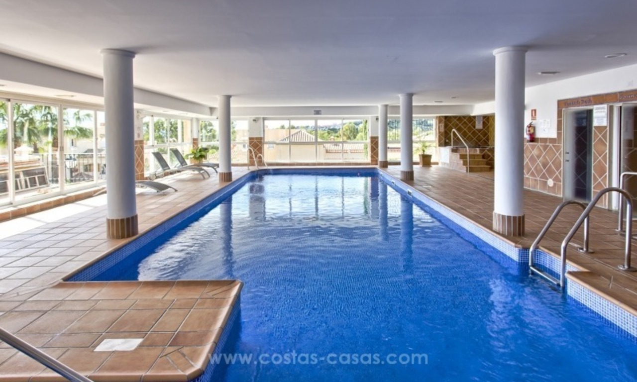 Ruim eerstelijn golf appartement te koop in Estepona – Benahavis – Marbella 18
