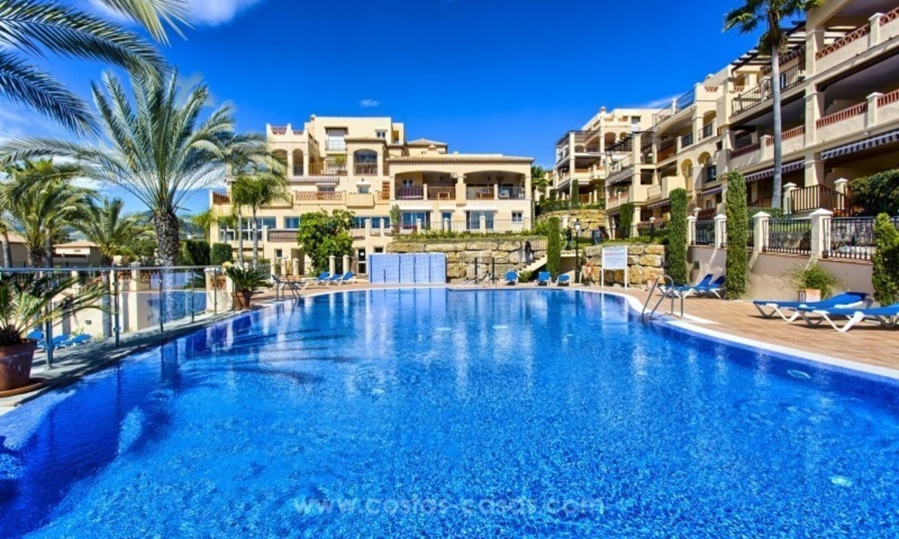 Ruim eerstelijn golf appartement te koop in Estepona – Benahavis – Marbella 15