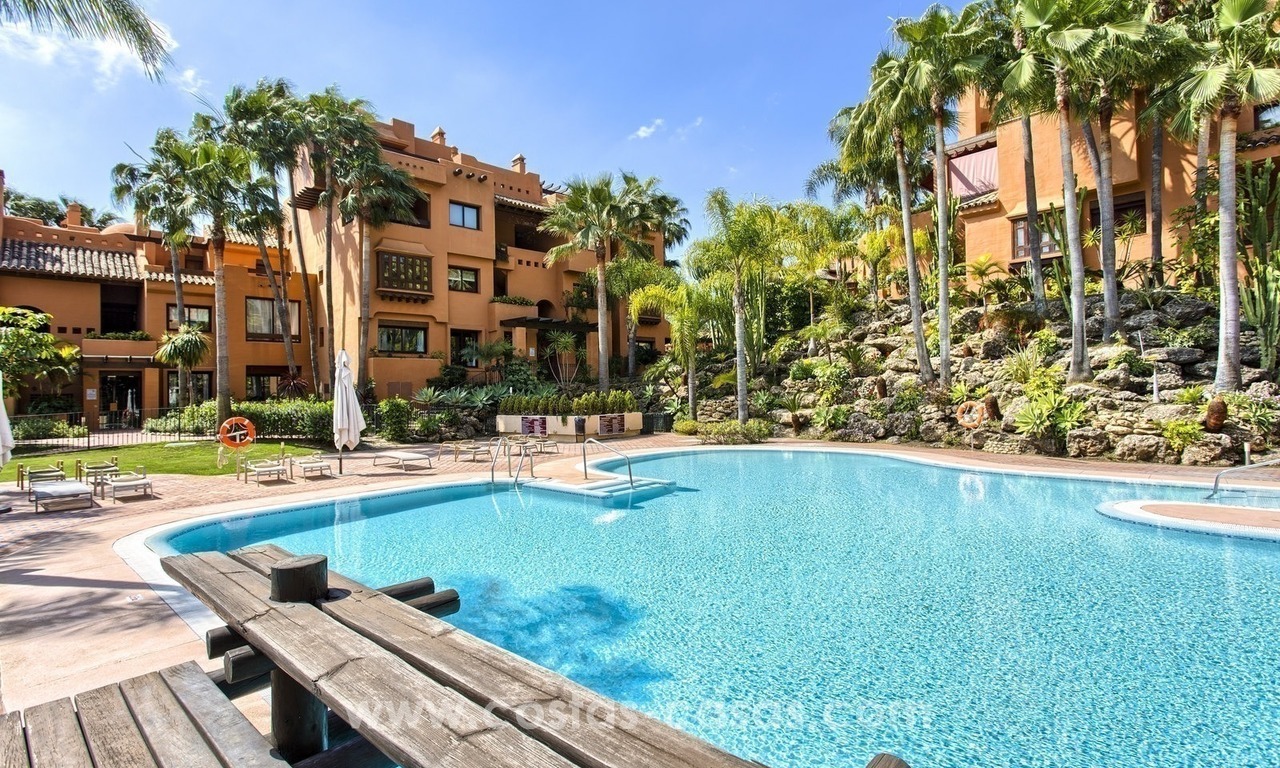 Ruim luxe appartement te koop dichtbij Puerto Banus in Nueva Andalucia te Marbella 8