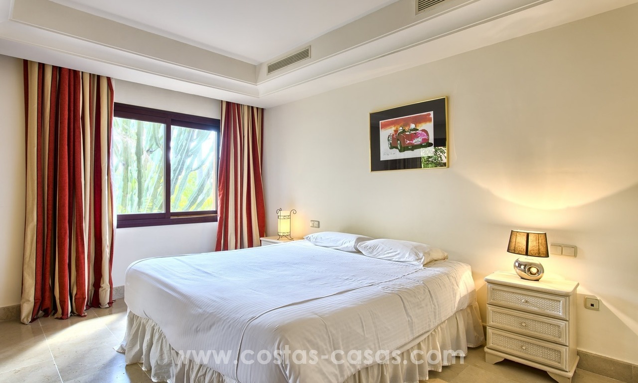 Ruim luxe appartement te koop dichtbij Puerto Banus in Nueva Andalucia te Marbella 29