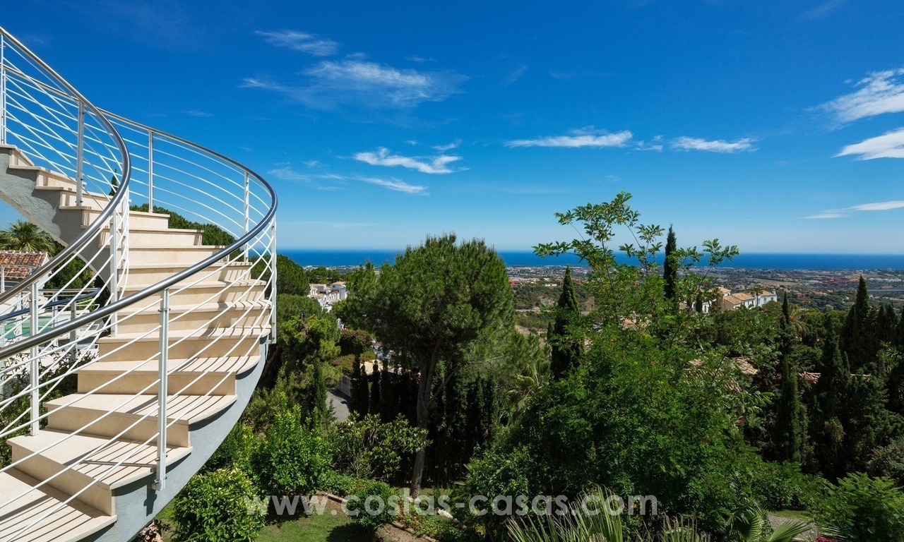 Contemporaine design Villa te koop in El Madroñal te Benahavis - Marbella 5