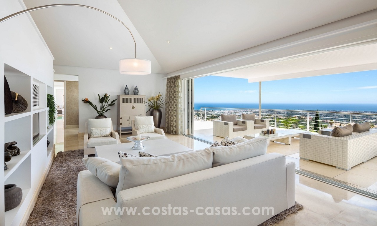 Contemporaine design Villa te koop in El Madroñal te Benahavis - Marbella 10