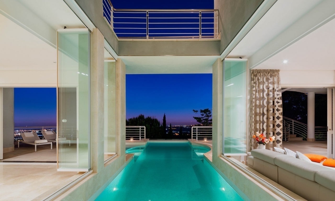 Contemporaine design Villa te koop in El Madroñal te Benahavis - Marbella 27