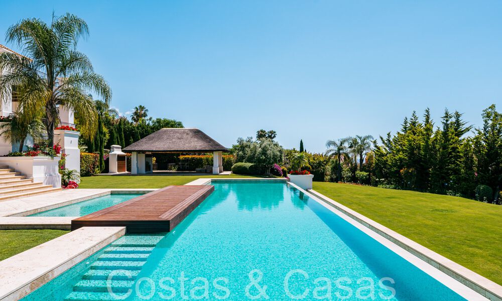 Meesterlijke luxevilla met panoramisch zeezicht in Sierra Blanca op de Golden Mile van Marbella 68160