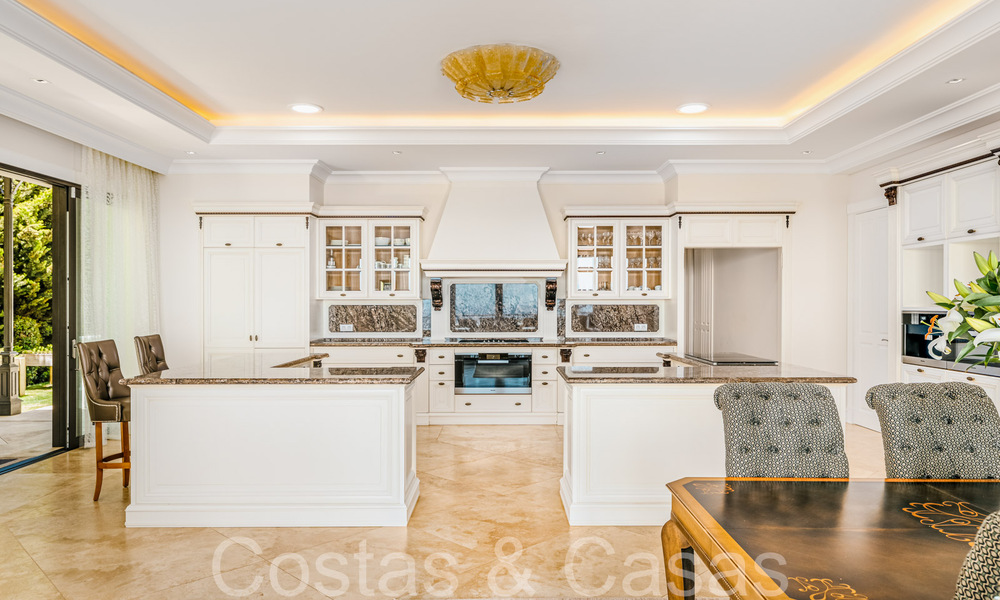 Meesterlijke luxevilla met panoramisch zeezicht in Sierra Blanca op de Golden Mile van Marbella 68164