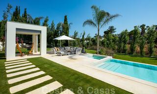 Te koop in Nueva Andalucia, Marbella: Nieuwe moderne villa in aanbouw 28946 