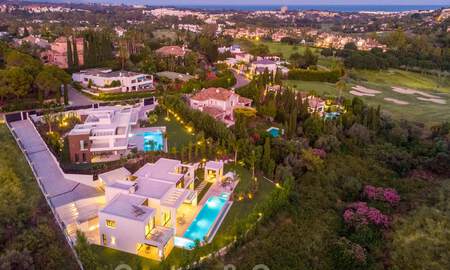 Te koop in Nueva Andalucia, Marbella: Nieuwe moderne villa in aanbouw 28964