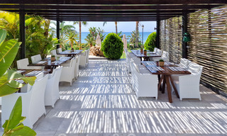 Eerstelijns strand luxe appartement en penthouse te koop in Las Dunas Park, New Golden Mile, Marbella - Estepona 42982 