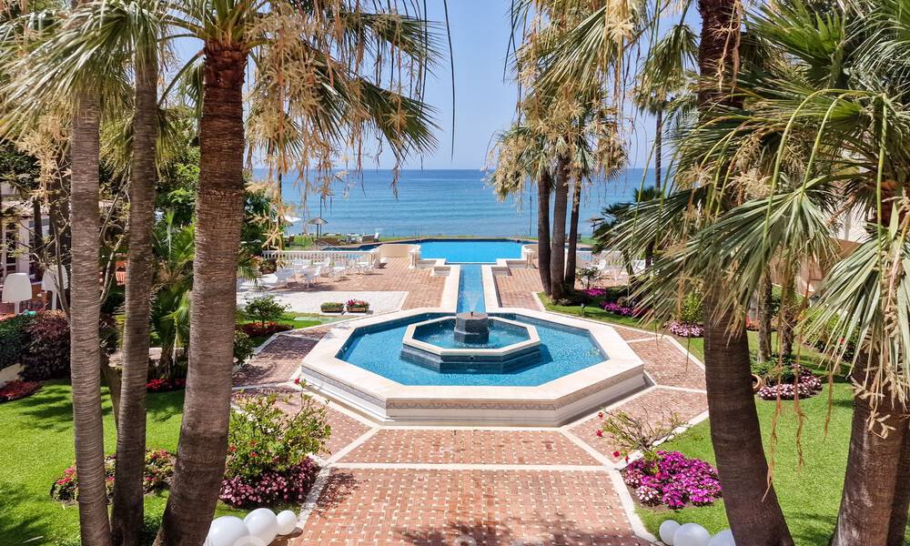 Eerstelijns strand luxe appartement en penthouse te koop in Las Dunas Park, New Golden Mile, Marbella - Estepona 42983