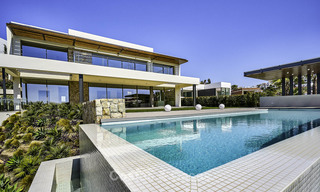  Instapklare moderne villa te koop, eerstelijn golf, te Benahavis - Marbella 15065 
