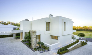  Instapklare moderne villa te koop, eerstelijn golf, te Benahavis - Marbella 15090 
