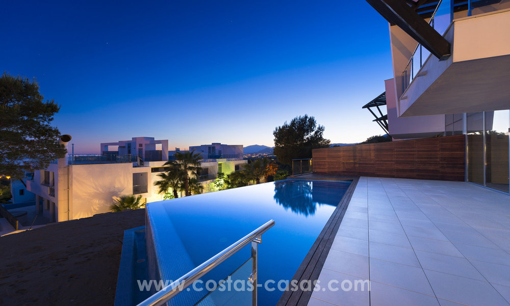 Moderne luxe Huizen te koop in Sierra Blanca, Golden Mile, Marbella 7401