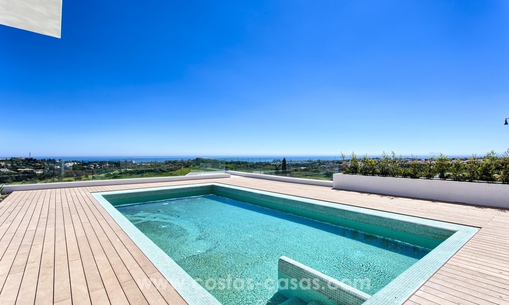 Moderne nieuwbouw villa te koop met zeezicht in Benahavis – Marbella 255