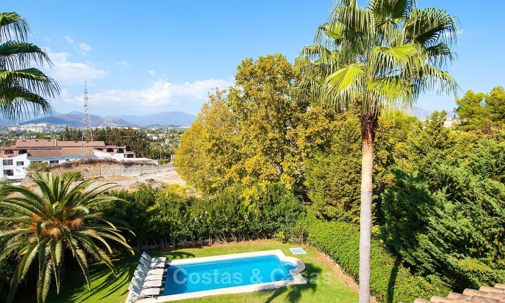 Ruime villa te koop in Nueva Andalucia, Marbella, op loopafstand van voorzieningen en Puerto Banus 514