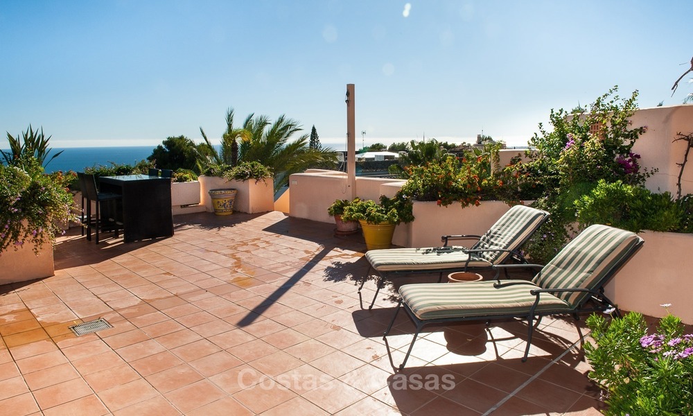 Luxe Penthouse appartement te koop met zeezicht aan de Golden Mile te Marbella 868