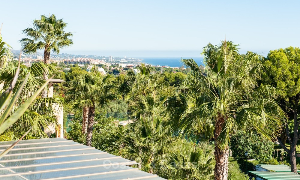 Luxe Penthouse appartement te koop met zeezicht aan de Golden Mile te Marbella 848