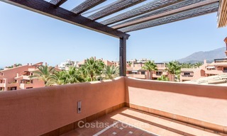 Eerstelijns strand penthouse appartement te koop op de New Golden Mile tussen Marbella en Estepona 994 