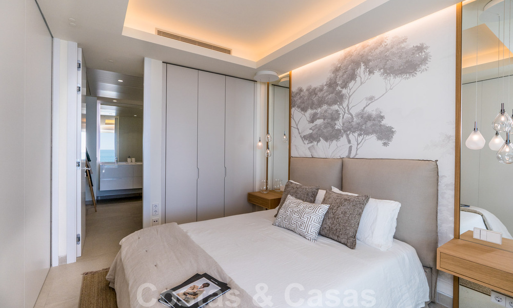 Moderne Luxe Appartementen te koop, direct aan de strandboulevard gelegen, in Estepona centrum. Opgeleverd! 40600