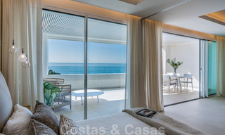 Moderne Luxe Appartementen te koop, direct aan de strandboulevard gelegen, in Estepona centrum. Opgeleverd! 40613 
