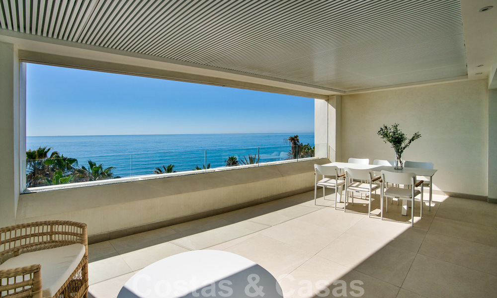 Moderne Luxe Appartementen te koop, direct aan de strandboulevard gelegen, in Estepona centrum. Opgeleverd! 40614