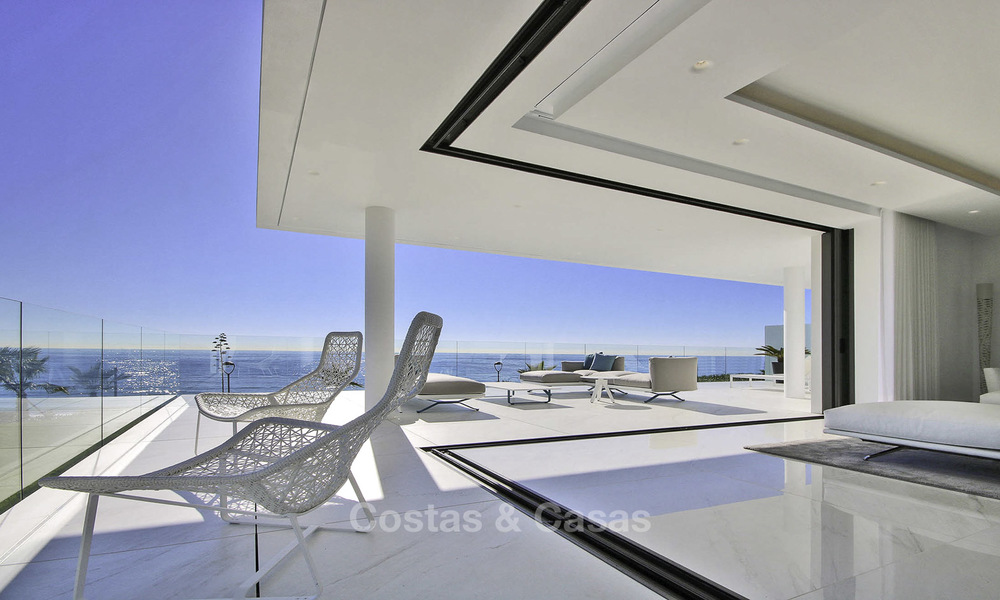 Exclusieve, Nieuwe, Moderne Beachfront Appartementen te koop, New Golden Mile, Marbella - Estepona. Instapklaar. 12287