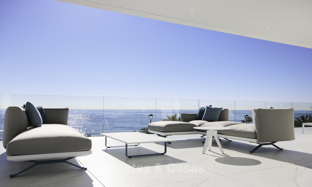 Exclusieve, Nieuwe, Moderne Beachfront Appartementen te koop, New Golden Mile, Marbella - Estepona. Instapklaar. 12288