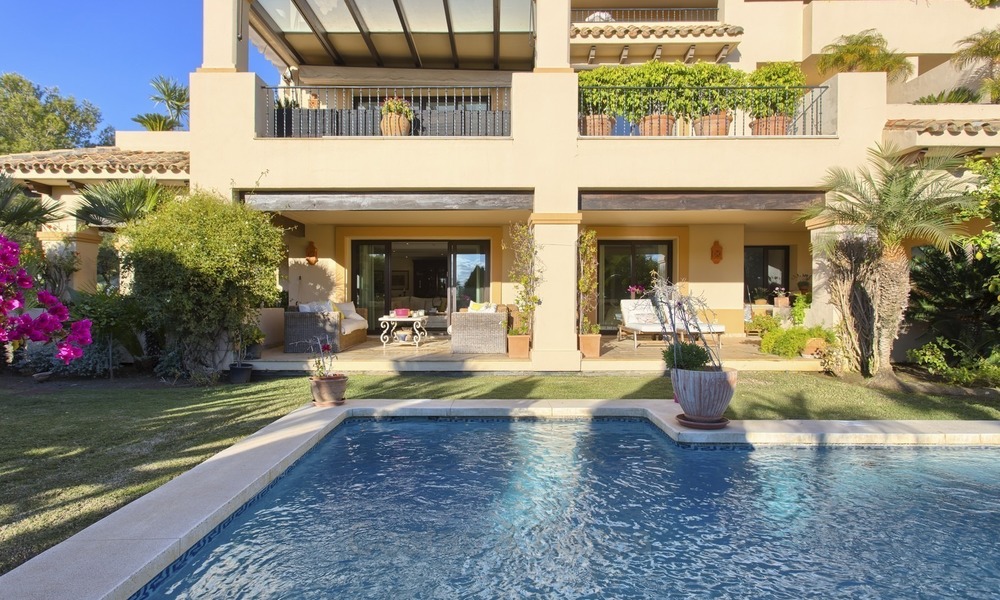 Geprijsd om te verkopen! Luxe Appartement op de Begane Grond met Privézwembad in Aloha, Nueva Andalucia, Marbella 1382