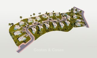 Gated Community met 25 Moderne Villa's te koop nabij een Golf Resort aan de New Golden Mile, Marbella – Estepona 1818 