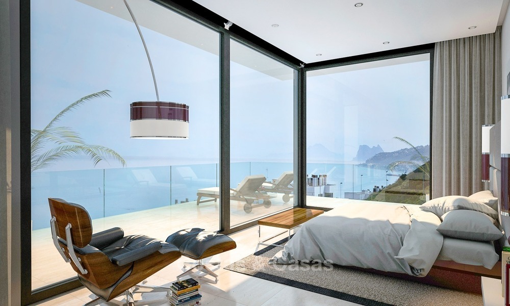 Tweedelijn strand, moderne, hedendaagse designer villa te koop in Estepona, Costa del Sol 2073